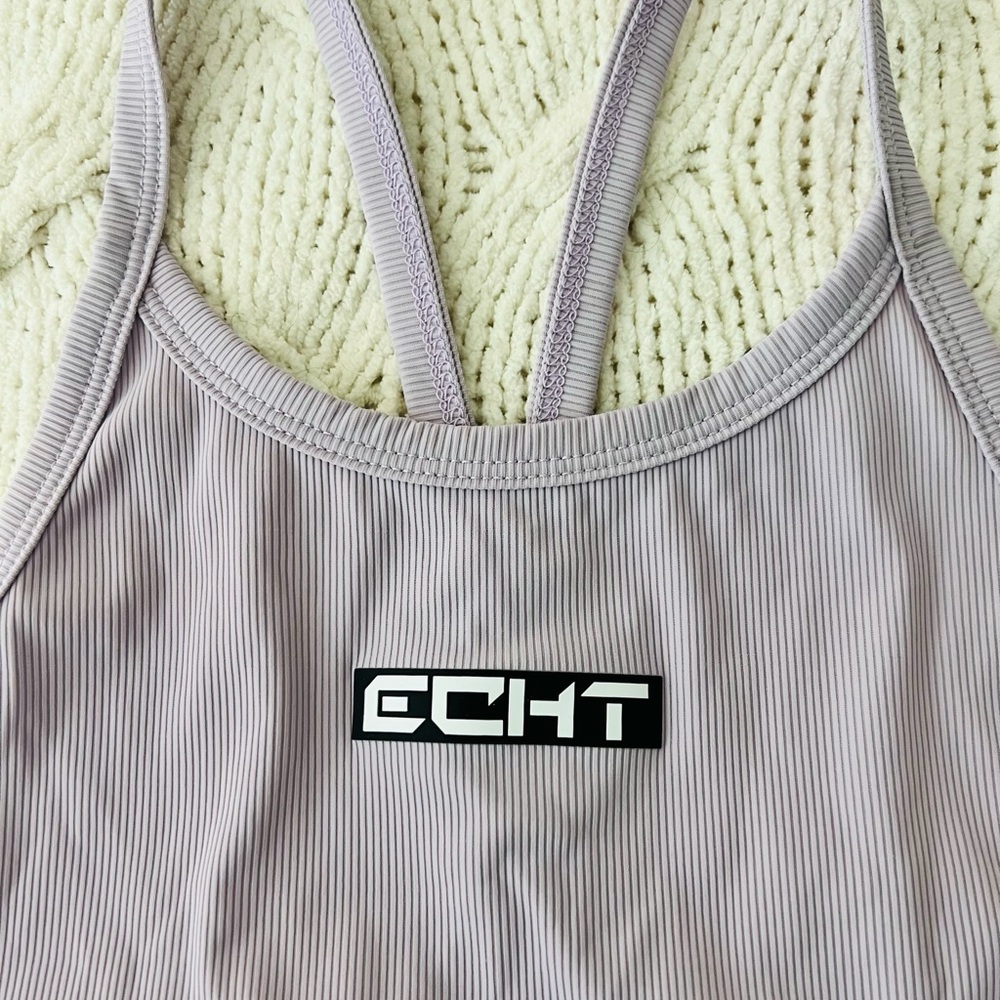 Echt Ribbed Lightweight Workout Tank - Picture 2 of 4